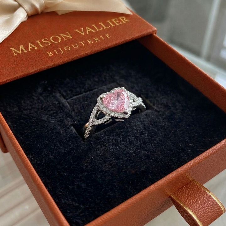 Halo Love Twisted Ring | White Gold