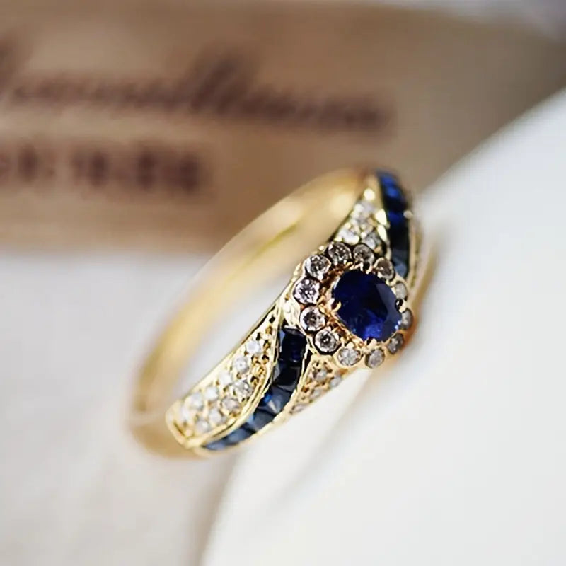 Avelise Moraziel Ring | Gold
