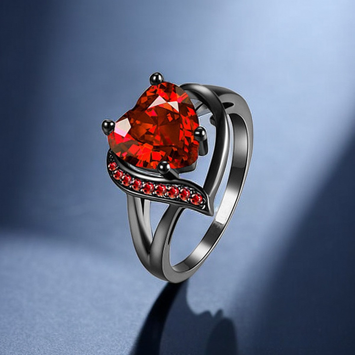 Calindra Rose Thorn Ring, Black Finish | Gold