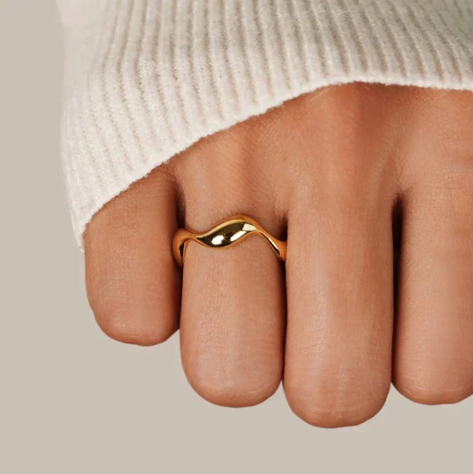 Elyra Fluid Ring | Gold