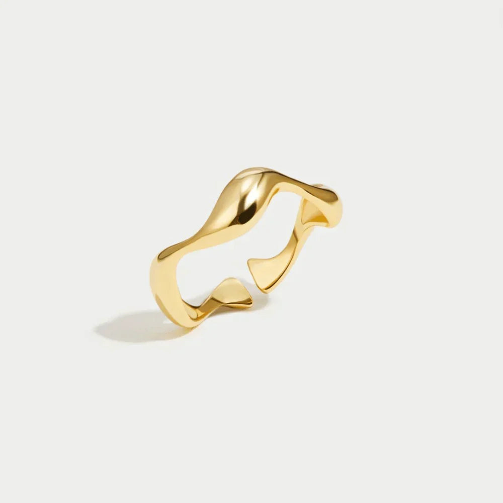Elyra Fluid Ring | Gold