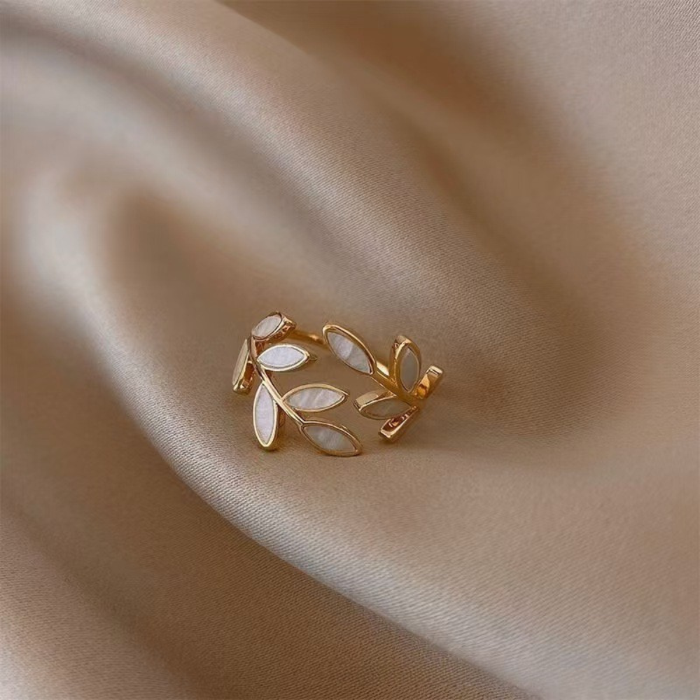Delicate Leaf Open Ring Néraya | Gold