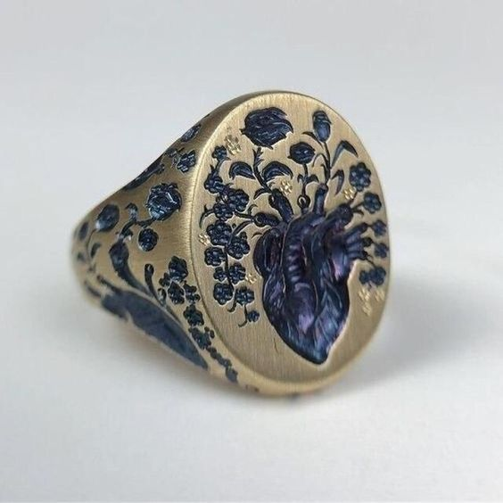 Bague rétro avec fleur bleue | Or