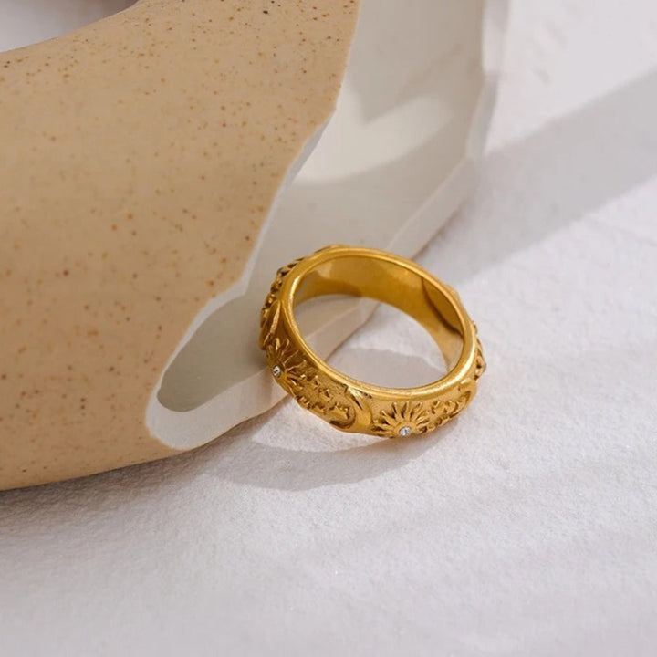 Bague vintage avec soleil, lune et étoile | Or