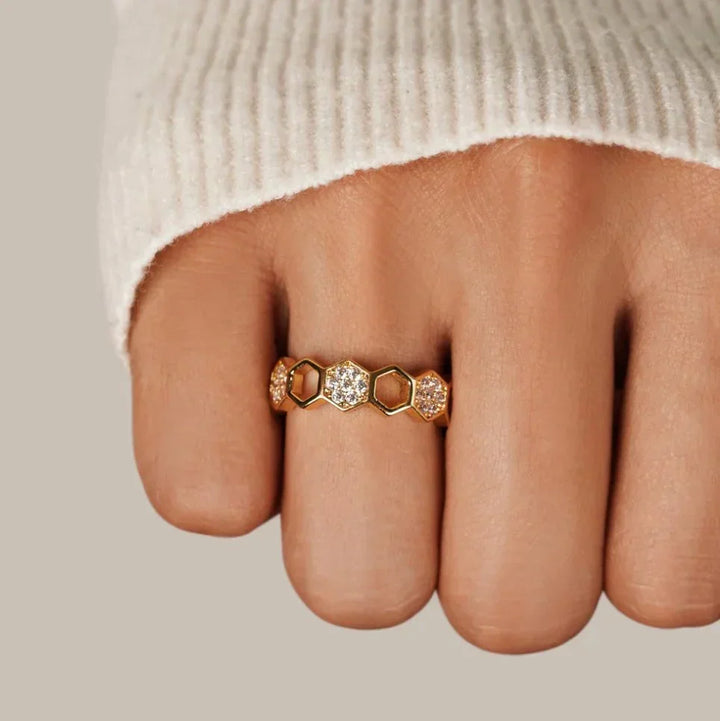 Honeycomb Crystal Ring | Gold