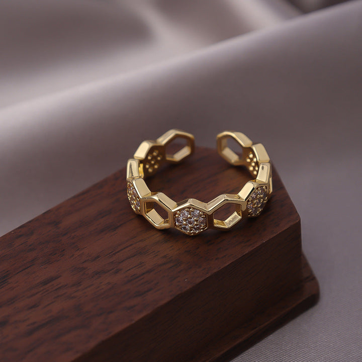 Honeycomb Crystal Ring | Gold