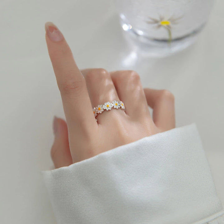 Bague en forme de marguerite | Or blanc