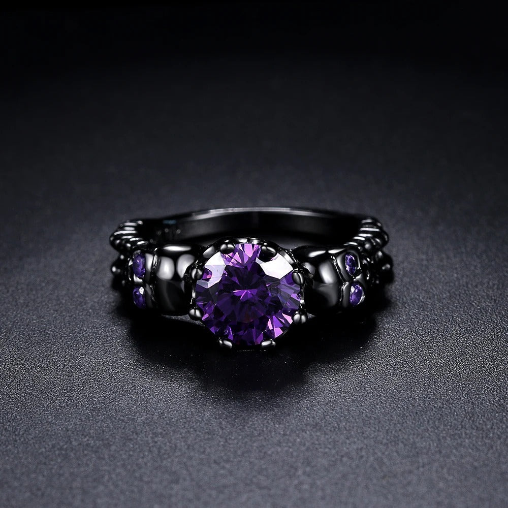 Bague ronde rétro noire avec pierre précieuse violette et design complexe | Or