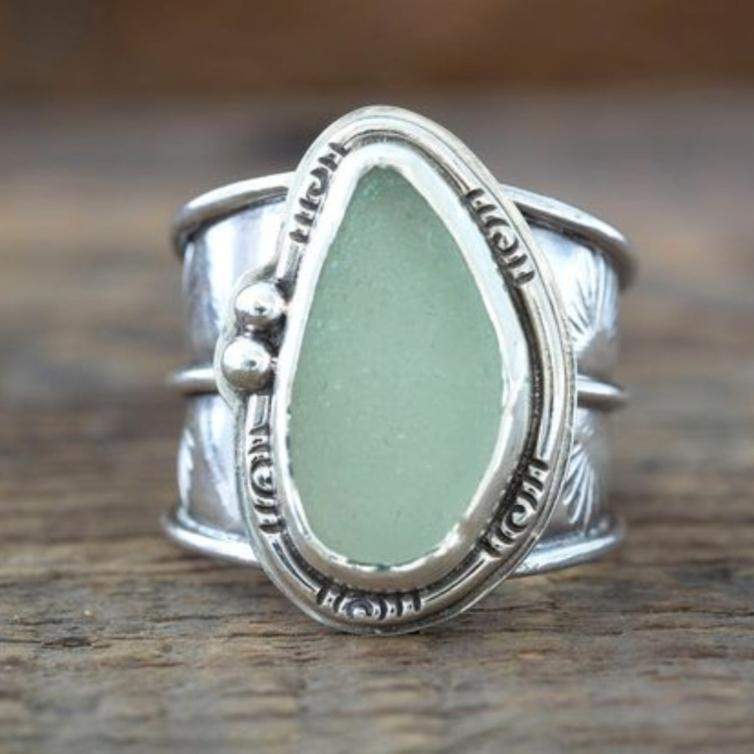 Bague vintage avec pierre de lune verte | Or