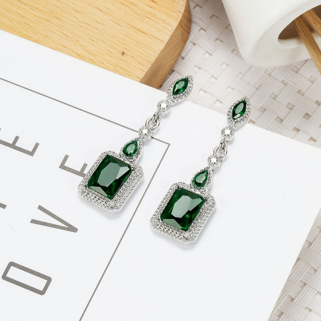Clarion Verdance Earrings | White Gold