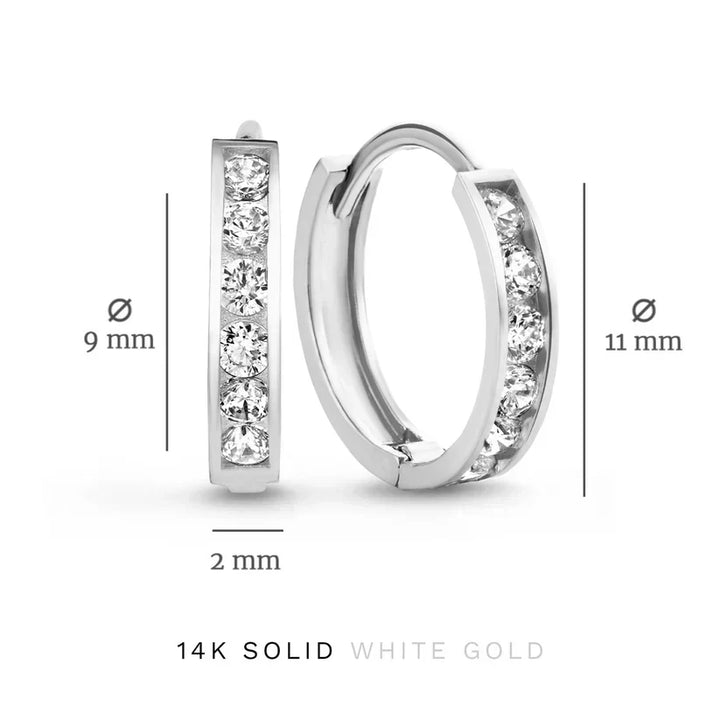 Brilliant Dara Stone Earrings | White Gold