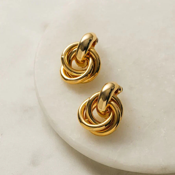 Intertwined Earrings | White Gold