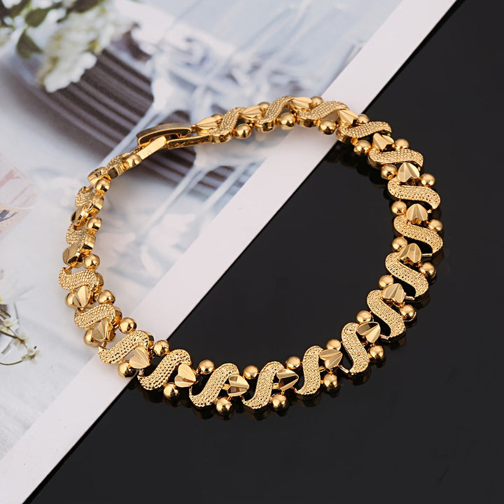 Decorative Wave Bracelet with Lily | Gold
