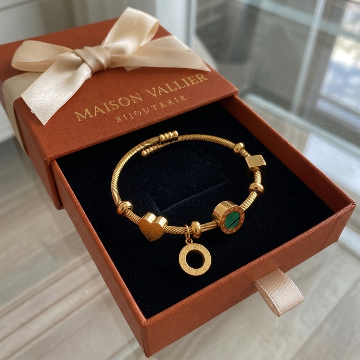 Emerance Rousseau Bracelet | Gold