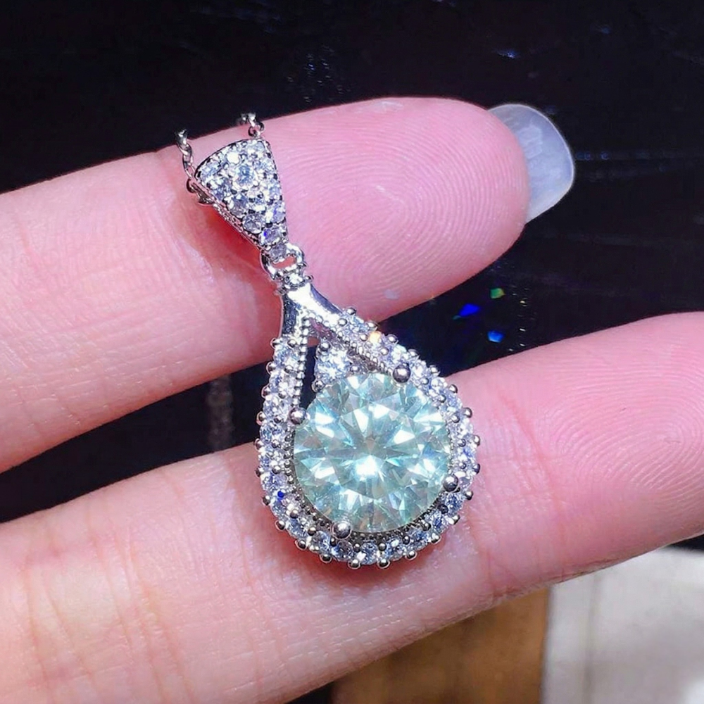 Alina Vauzelle Necklace | White Gold