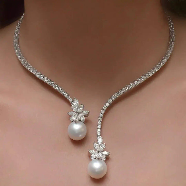 Collier élégant et éclatant en perles | Or blanc