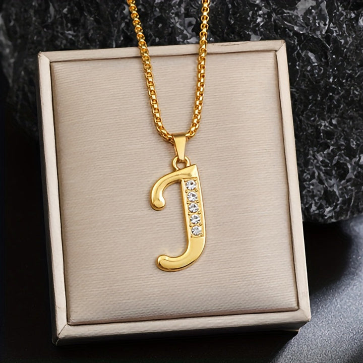 Initial crystal necklace | Gold