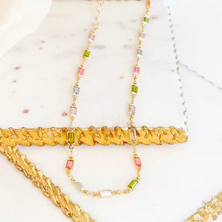 Collier Isabelle avec pierre colorée brillante | Or