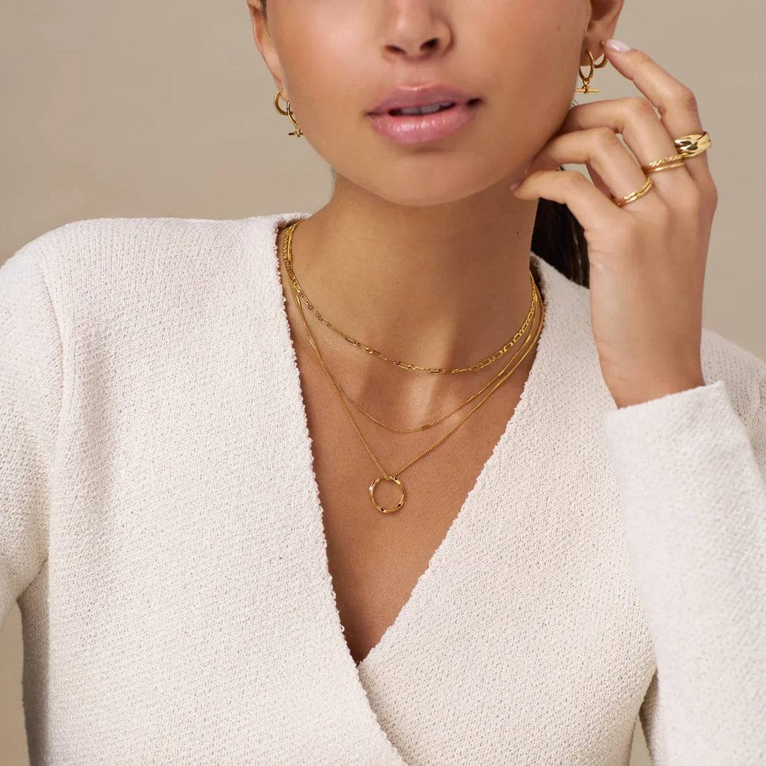 Three-row open circle necklace | Gold