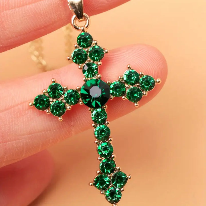Veridienne Heart Cross Necklace | Gold