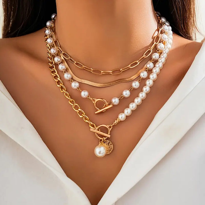 Vintage pearl &amp; chain necklace | Gold