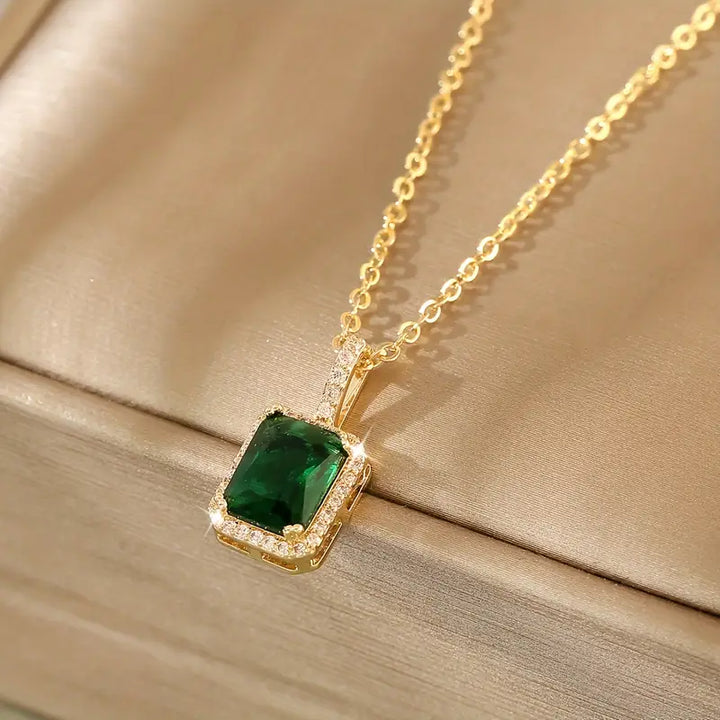 Zarela Fontaine Necklace | Gold