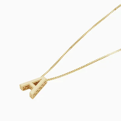 Initial letter necklace in love | White gold