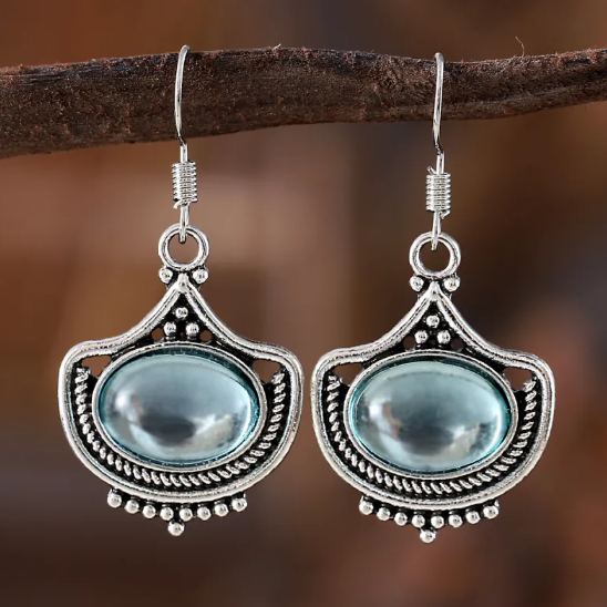 Collier rétro et boucles d&