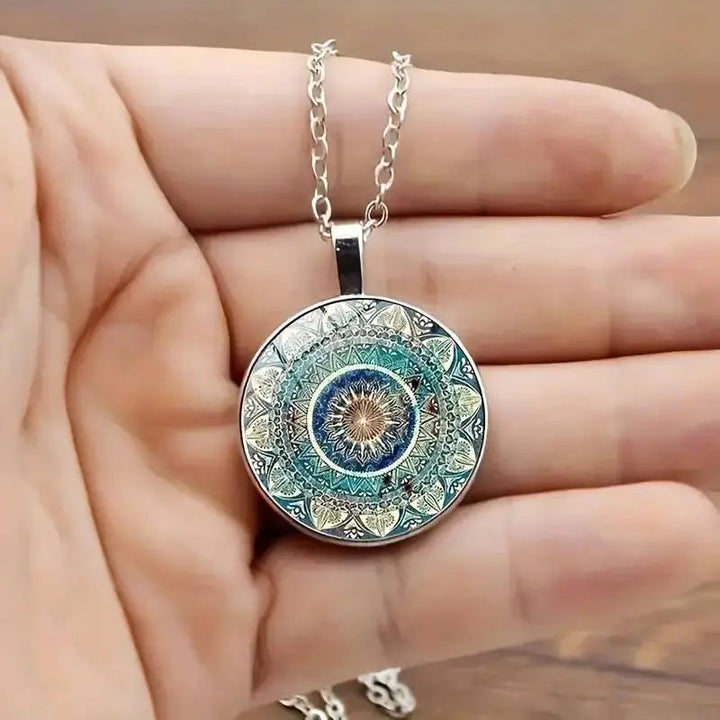 Collier rétro rond avec des mandalas bleus | Or