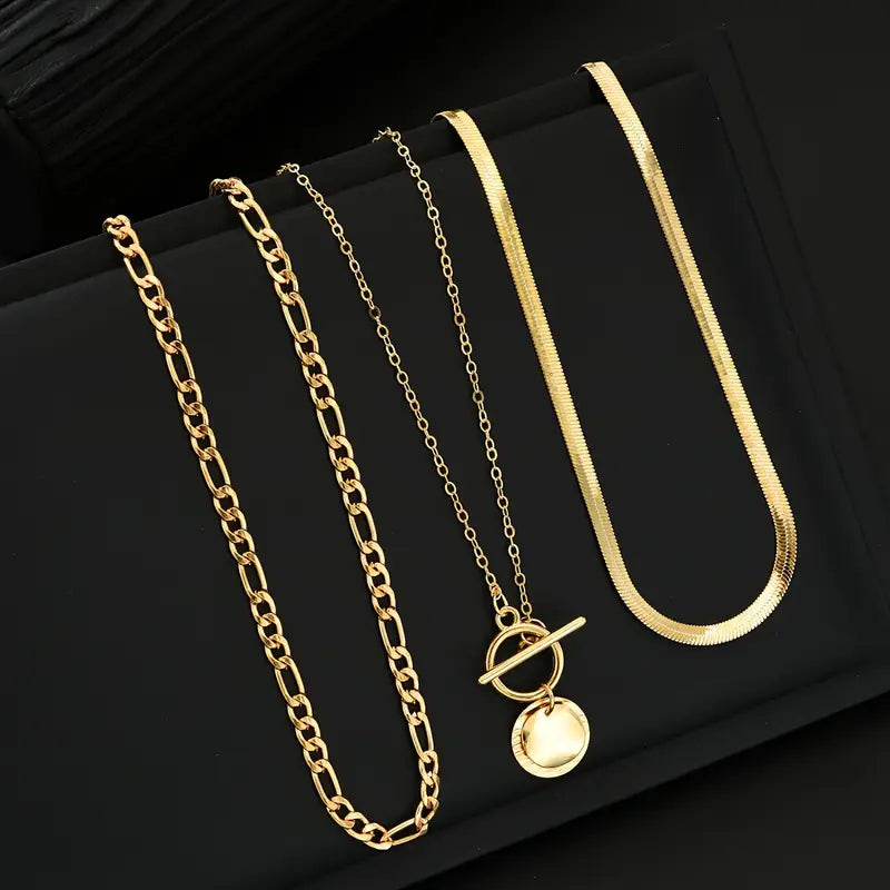 Layered textured piece Savira Necklace | Gold