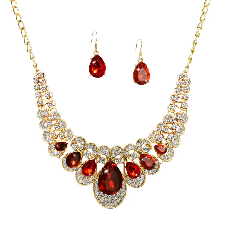 Maévina Crimselle Jewellery Set | Gold
