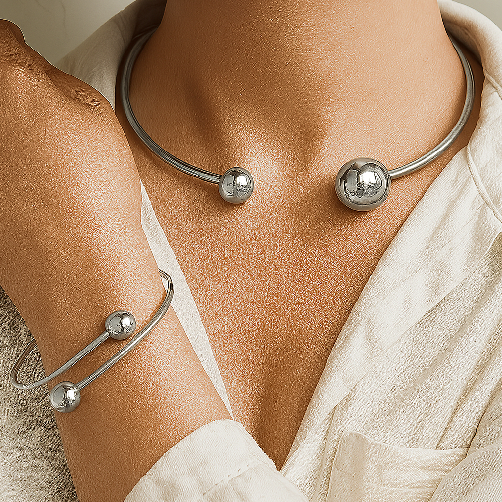Minimalist Bright Bracelet and Necklace Set | Gold