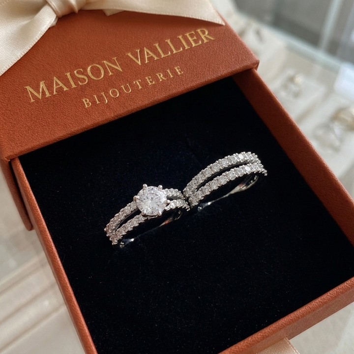 Eternal Radiance Ring Set | White Gold