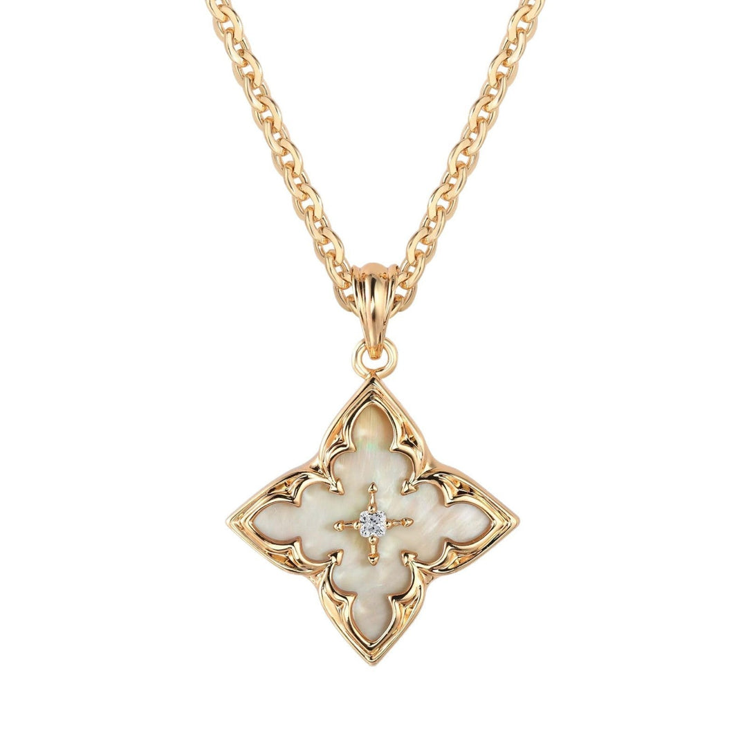 Brown Clover Pendant | Gold