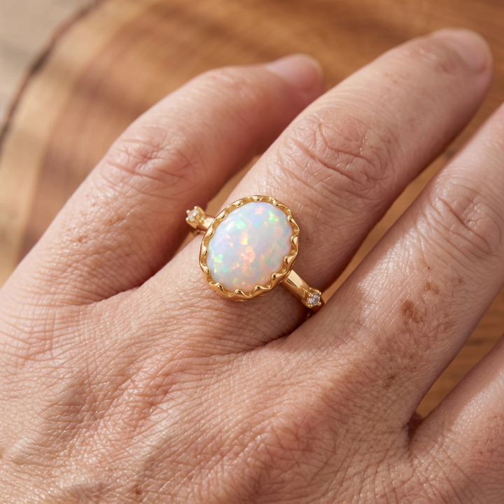 Bague fine ajustable opale blanche | Or
